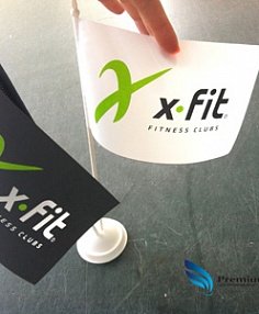 Настольные флажки для сети фитнесов Xfit
